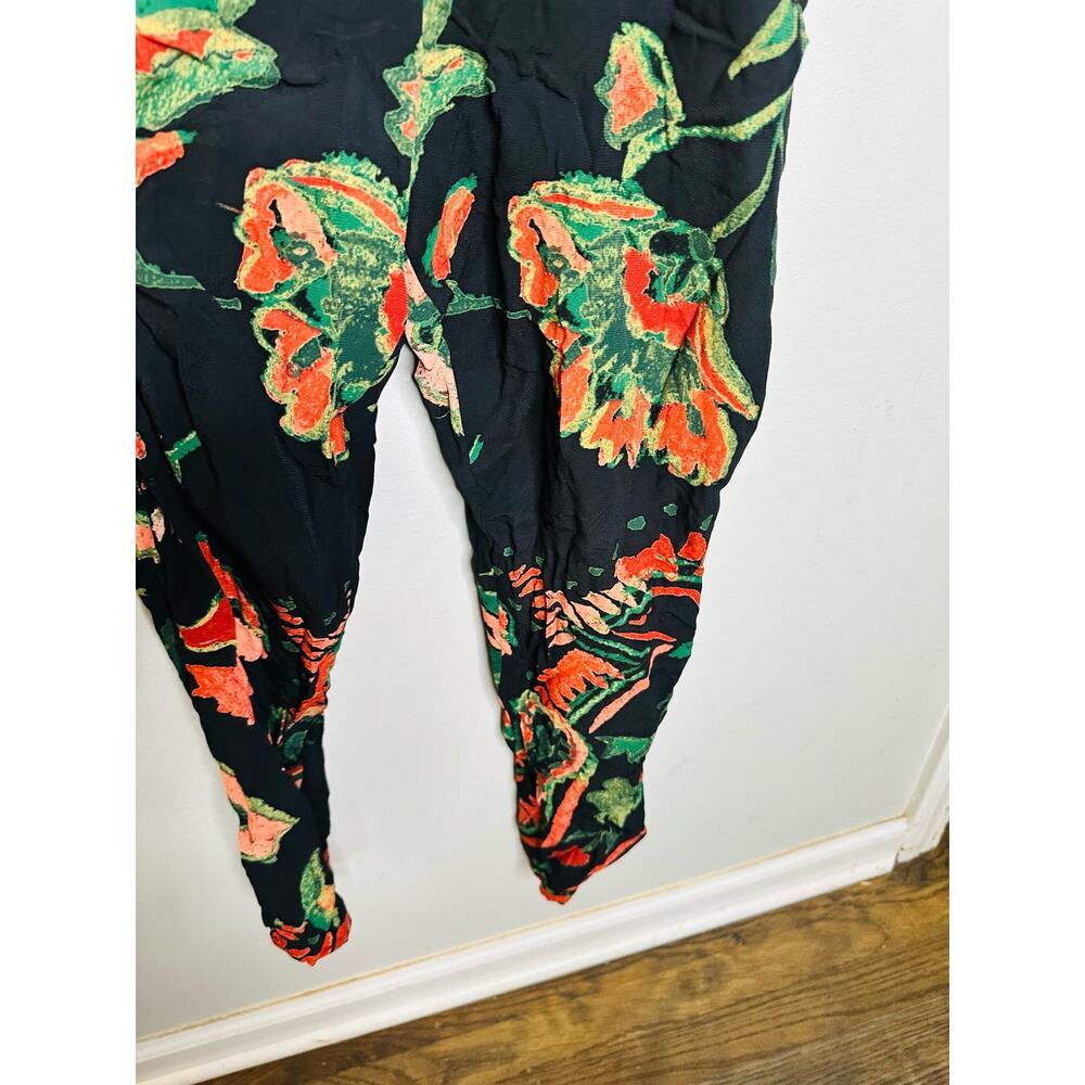 SOMETHING NAVY Multicolor Floral Crepe Long Sleeves Jumpsuit Size Medium - Picture 11 of 13